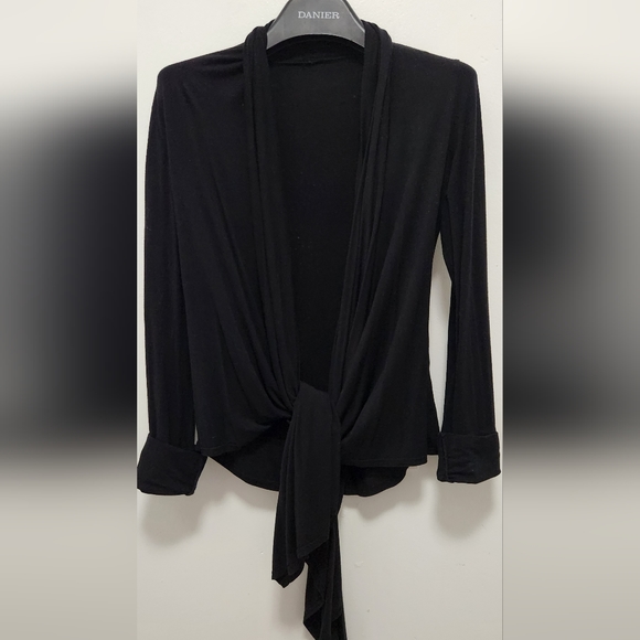 3 items for $15 Bundle: Forever 21 Blazer Blk color S size EUC - Picture 2 of 6